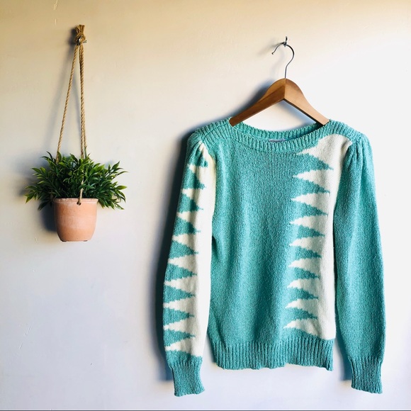 Campus Casuals Tops - VINTAGE | Campus Casuals Vintage Sweatshirt